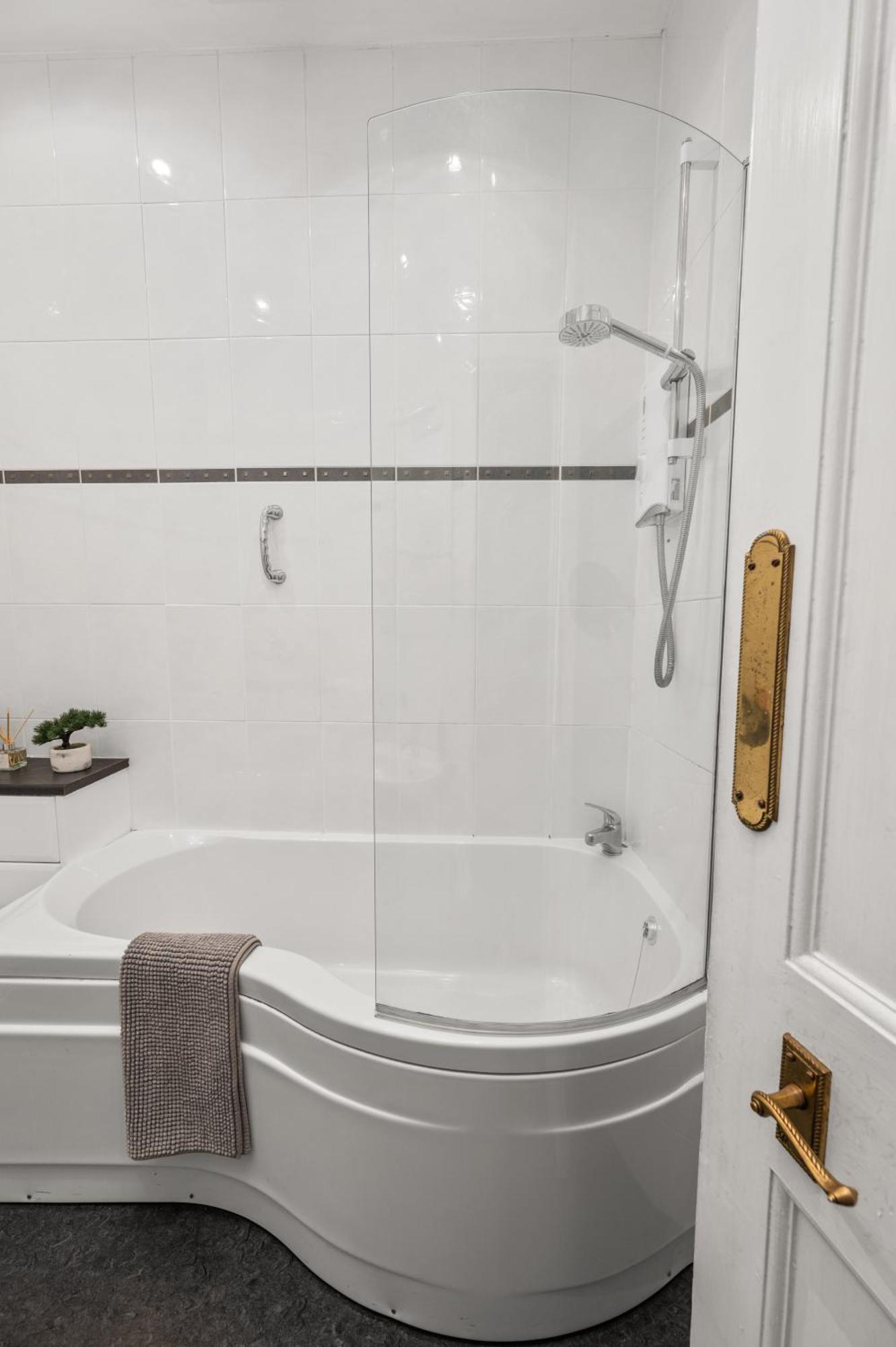 Panoramic Sea Views - Stunning 3Bd Apt & Balcony 오반 외부 사진